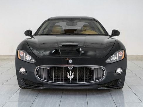 Used 2011 Maserati GranTurismo S RWD image 3