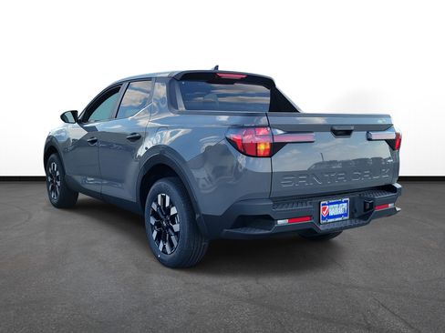 New 2025 Hyundai Santa Cruz SE image 3