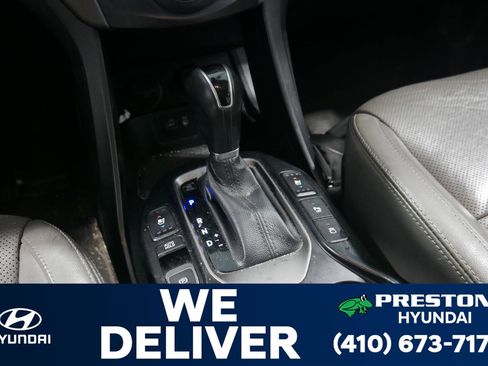 Used 2019 Hyundai Santa Fe XL image 25