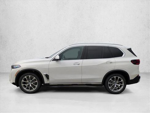 New 2026 BMW X5 xDrive40i w/ Climate Comfort Package image 5