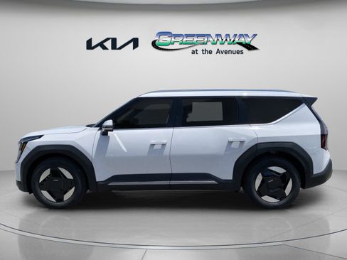 New 2026 Kia EV9 Wind image 2