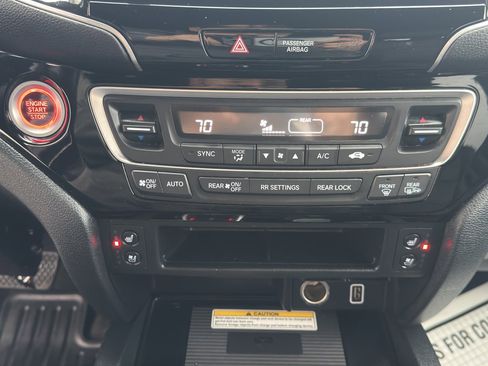 Used 2022 Honda Passport Elite image 12