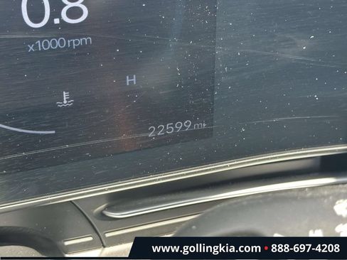 Used 2025 Hyundai Kona Limited AWD/4WD image 23