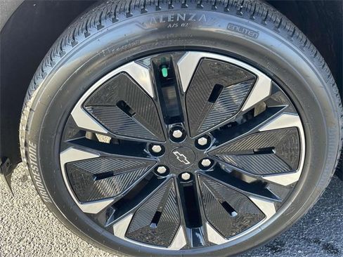 New 2026 Chevrolet Blazer EV RS image 6