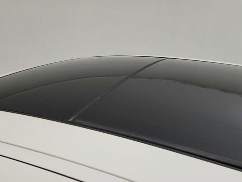 Used 2023 BMW X6 xDrive40i w/ M Sport Package image 10