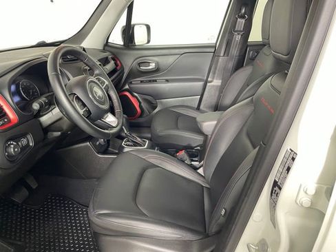Certified 2023 Jeep Renegade Trailhawk w/ Sun/Sound Group AWD/4WD image 2