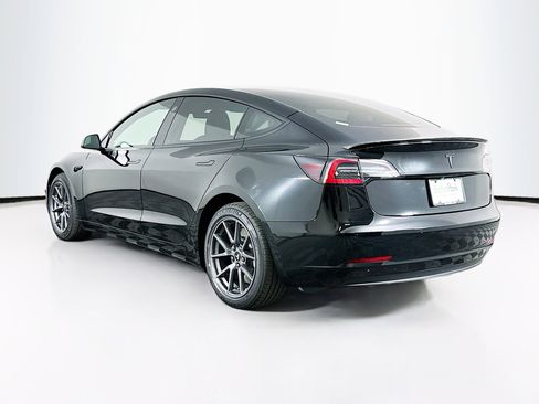 Used 2022 Tesla Model 3 image 5