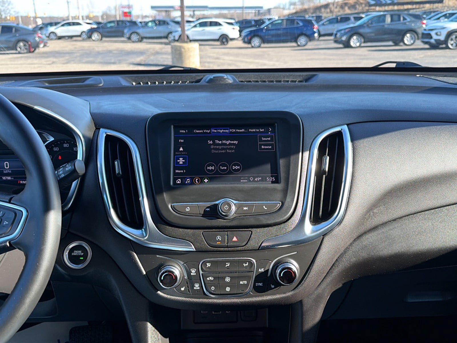 Used 2024 Chevrolet Equinox LT w/ LPO, Floor Liner Package AWD/4WD image 11