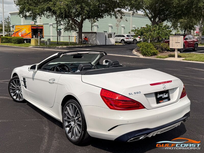 Used 2019 Mercedes-Benz SL 550 w/ Driver Assistance Package image 44