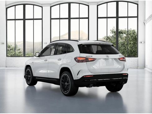 New 2025 Mercedes-Benz GLA 35 AMG AMG GLA 35 image 27