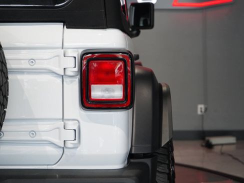 Used 2024 Jeep Wrangler Sport image 39