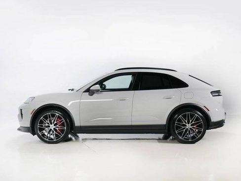 New 2026 Porsche Macan 4S Electric AWD/4WD image 2