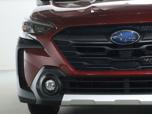 Certified 2025 Subaru Outback Limited image 6