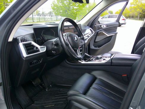 Used 2023 BMW X7 xDrive40i AWD/4WD image 98