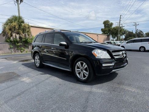 Used 2010 Mercedes-Benz GL 320 BlueTEC 4MATIC image 4