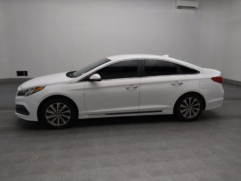 Used 2016 Hyundai Sonata Sport w/ Option Group 02 FWD image 2