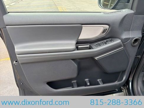 New 2026 Ford Expedition Active image 25