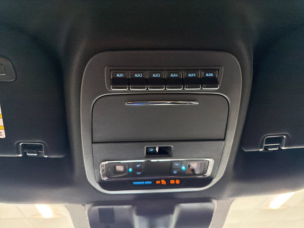 New 2026 Ford F250 Platinum AWD/4WD image 18
