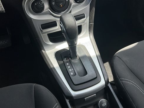 Used 2019 Ford Fiesta SE FWD image 21