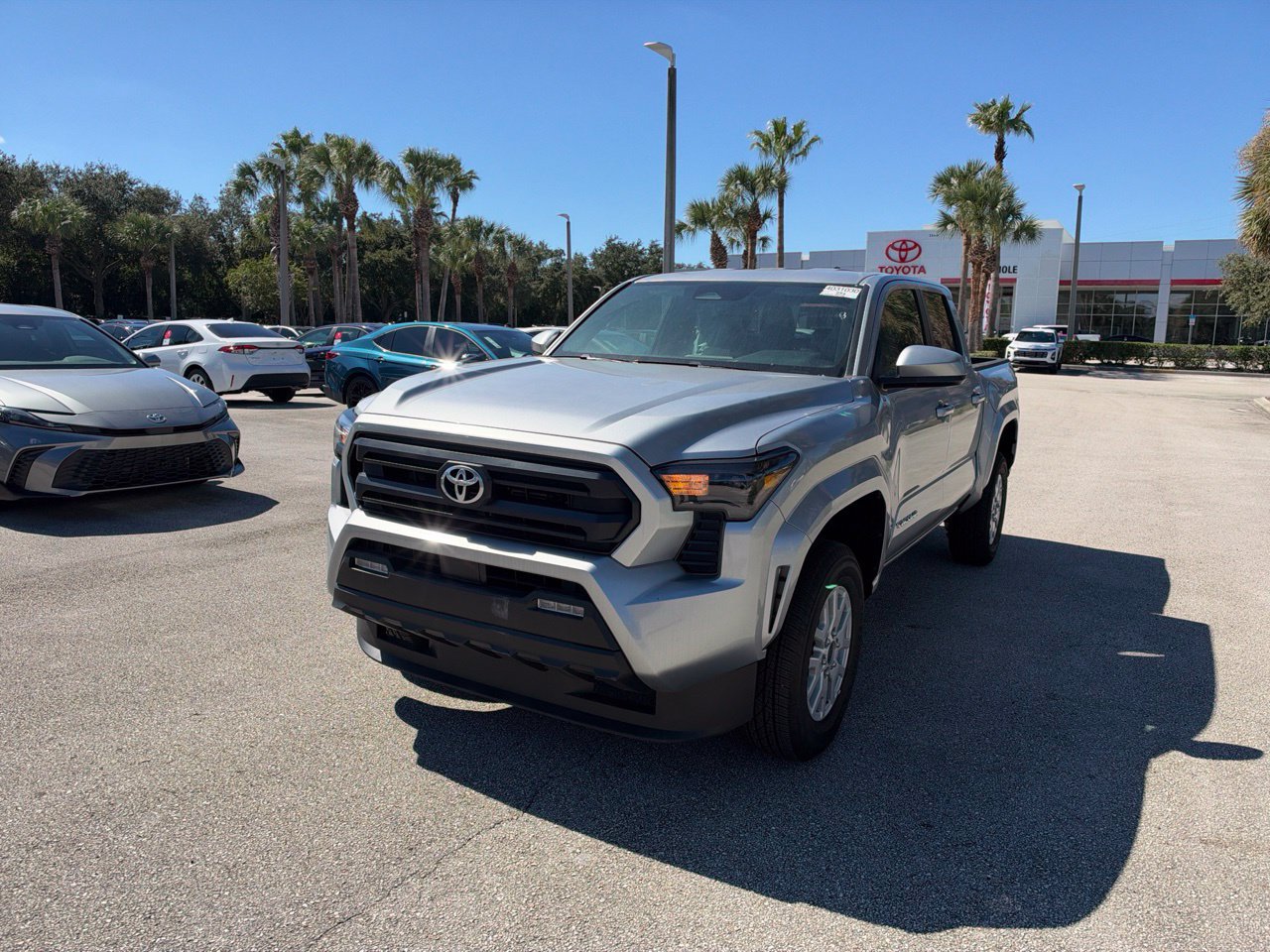 Used 2026 Toyota Tacoma SR5 AWD/4WD image 1