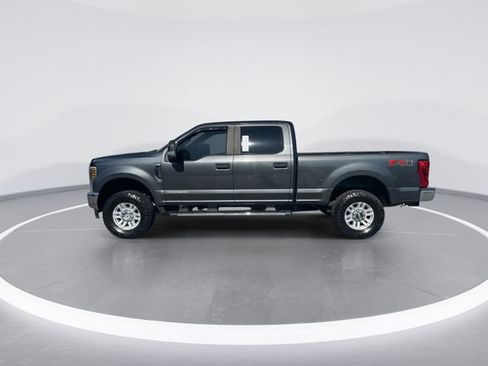 Used 2019 Ford F250 XL w/ STX Appearance Package image 4