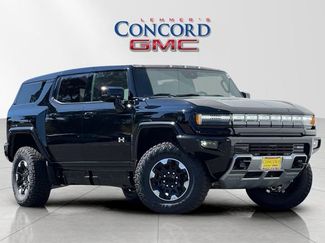 Used 2024 GMC Hummer EV 2X w/ Extreme Off-Road Package video 2
