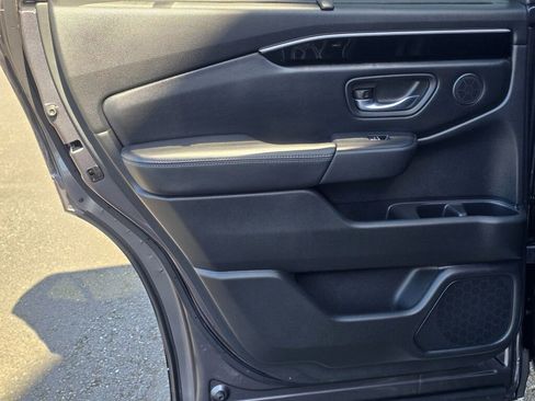 Certified 2025 Honda Pilot EX-L image 21