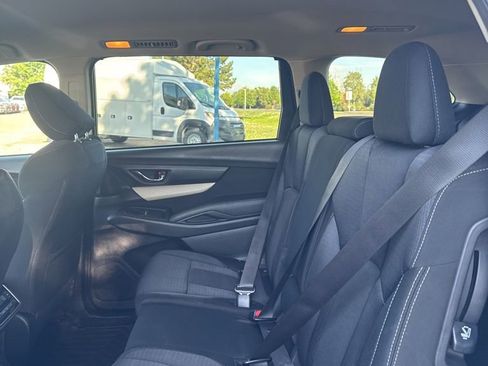Used 2019 Subaru Ascent Premium AWD/4WD image 6