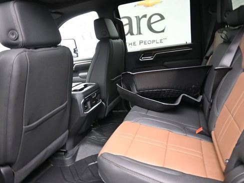 New 2026 Chevrolet Silverado 2500 High Country w/ High Country Premium Package image 9