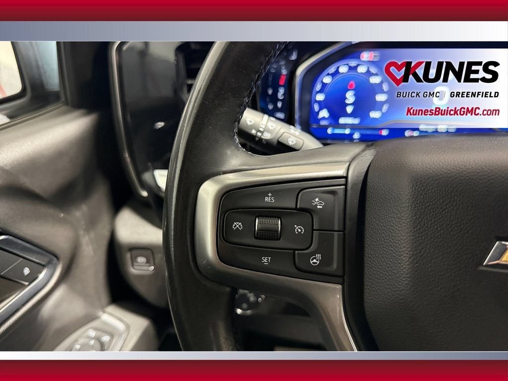 Used 2024 Chevrolet Silverado 1500 LT AWD/4WD image 17