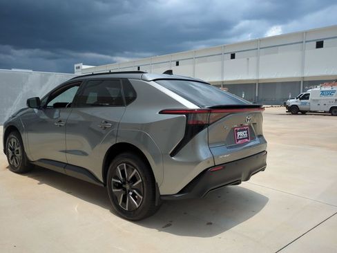 Used 2026 Toyota bZ AWD/4WD image 8