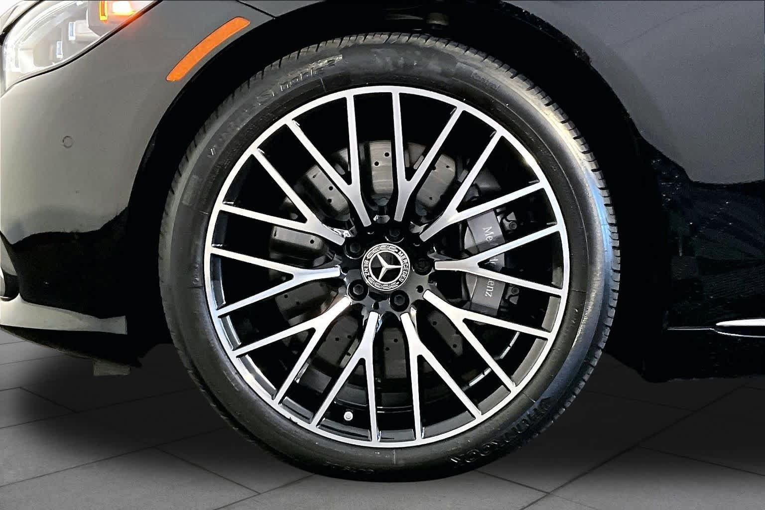 Certified 2023 Mercedes-Benz S 580 4MATIC Sedan image 11