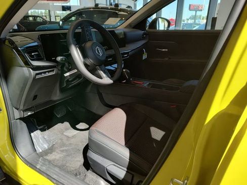 New 2026 Nissan Kicks SR w/ SR Premium Package image 2