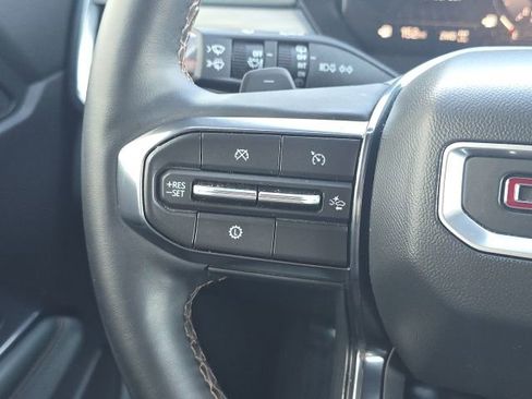 Used 2024 GMC Acadia AT4 image 28