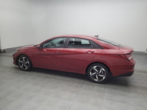 Used 2023 Hyundai Elantra SEL w/ Convenience Package FWD image 3