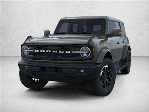 New 2025 Ford Bronco Outer Banks image 2