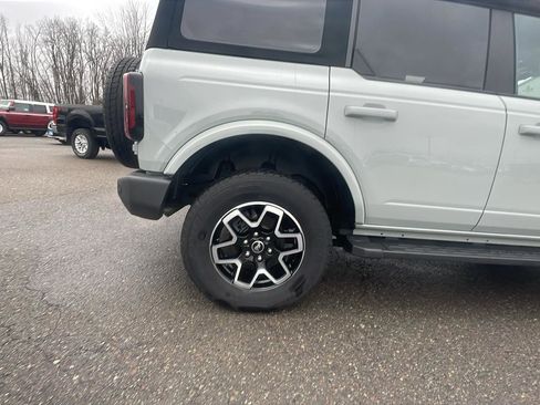 Used 2024 Ford Bronco Outer Banks image 23