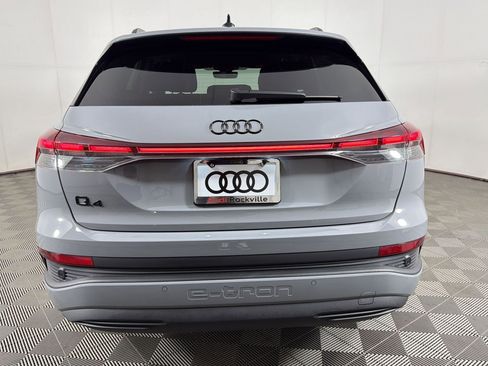 Used 2025 Audi Q4 e-tron Premium w/ Convenience Package image 10