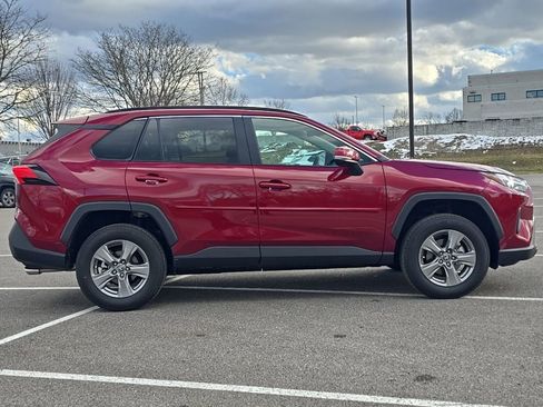 Certified 2025 Toyota RAV4 XLE image 10