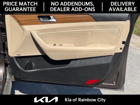 Used 2015 Hyundai Sonata Limited w/ Option Group 05 FWD image 21