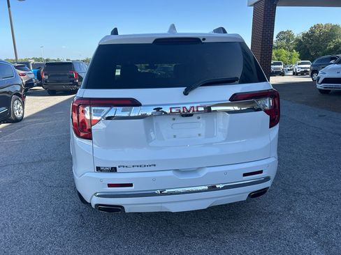 Used 2022 GMC Acadia Denali w/ Denali Technology Package FWD image 6