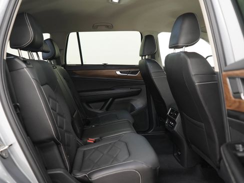 Used 2026 Volkswagen Atlas SE AWD/4WD image 12