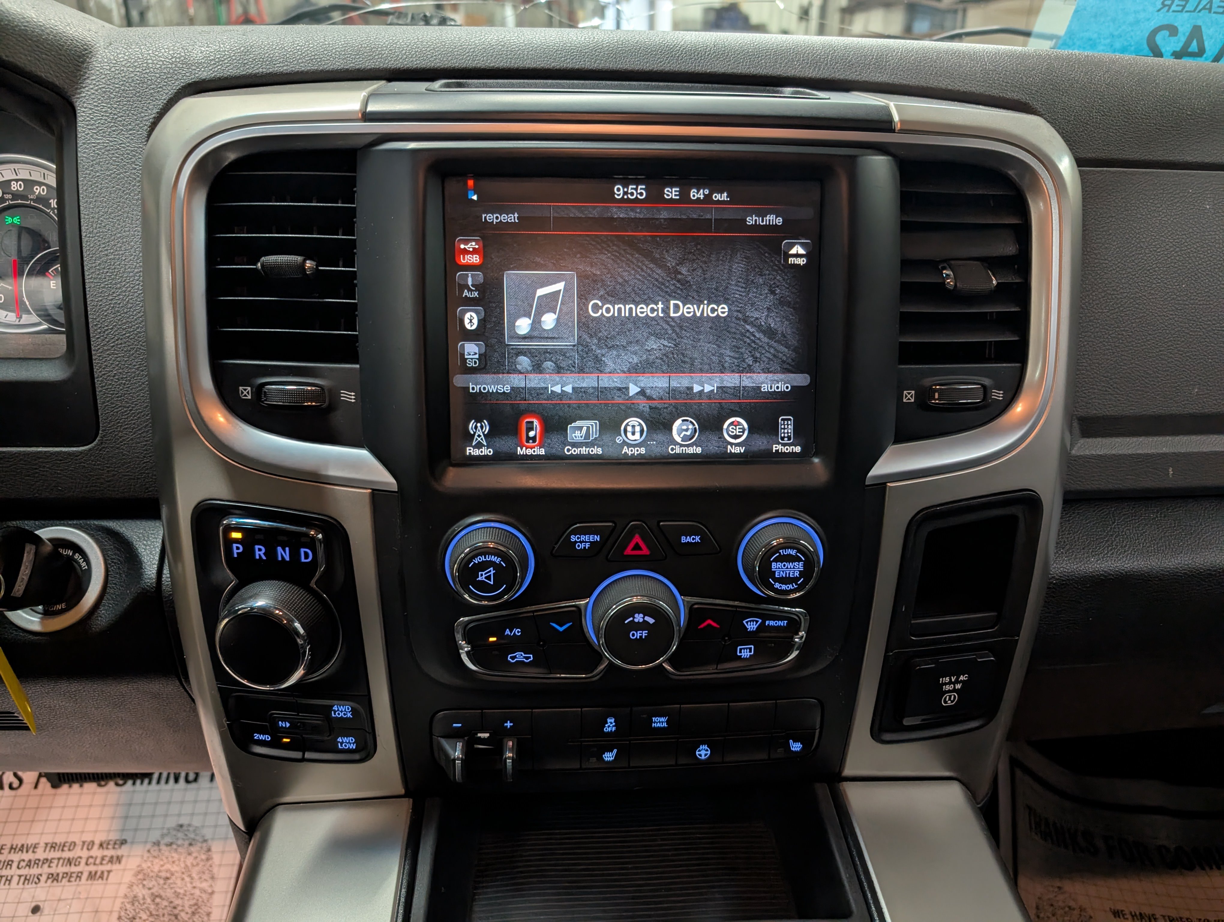 Used 2015 RAM 1500 Outdoorsman AWD/4WD image 22