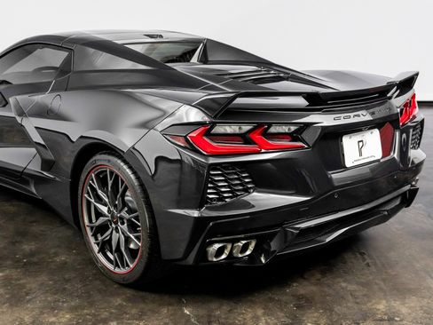 Used 2024 Chevrolet Corvette Stingray Premium Conv w/ Z51 Performance Package image 19