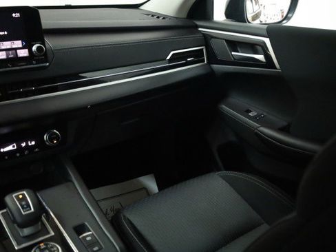 Used 2022 Mitsubishi Outlander ES image 23