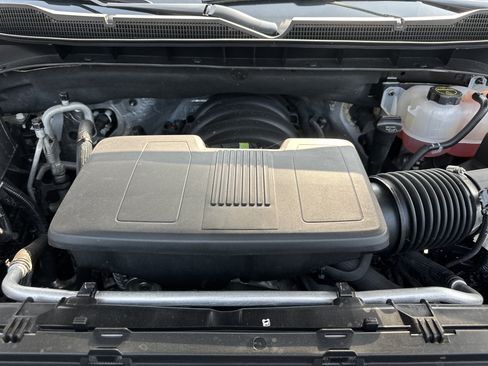Used 2024 Chevrolet Silverado 1500 ZR2 w/ Technology Package AWD/4WD image 10