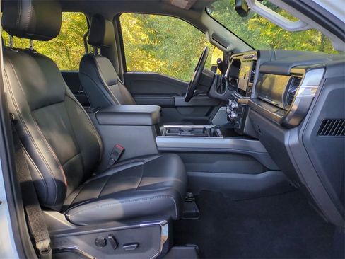Used 2024 Ford F250 Lariat image 28