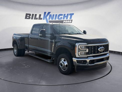 Used 2023 Ford F350 Lariat w/ Lariat Ultimate Package image 7