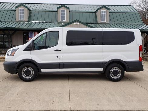 Used 2017 Ford Transit 150 XL image 2