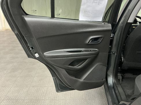 Used 2020 Chevrolet Trax LS w/ Tint and Cruise Package image 22